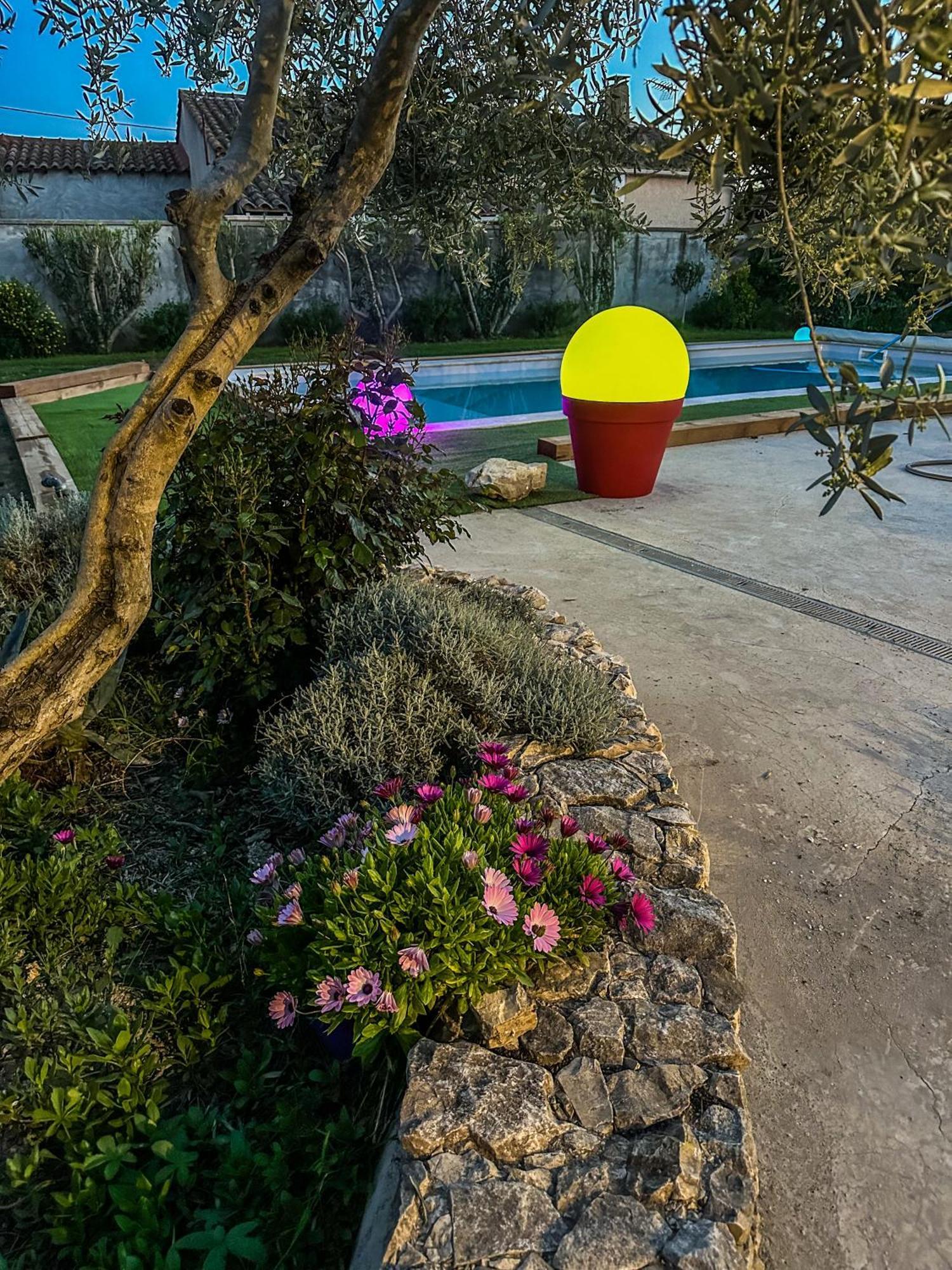 Appartamento Le Petit Valexiane Piscine & Jardin